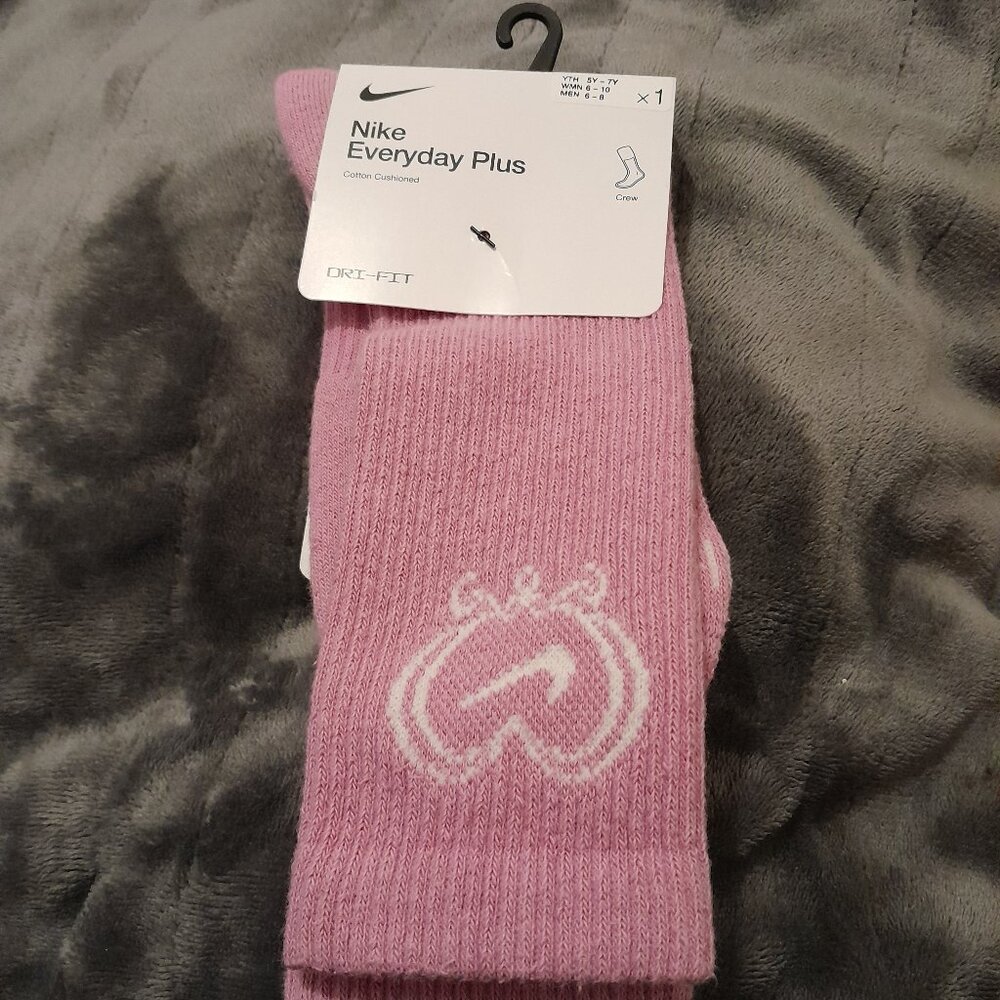 Nike Everyday Plus Pink Socks